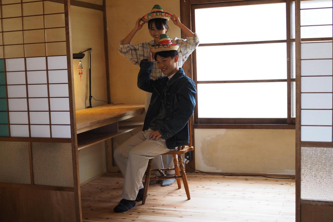 岡邸 Apartment Tonosho  Luaran gambar