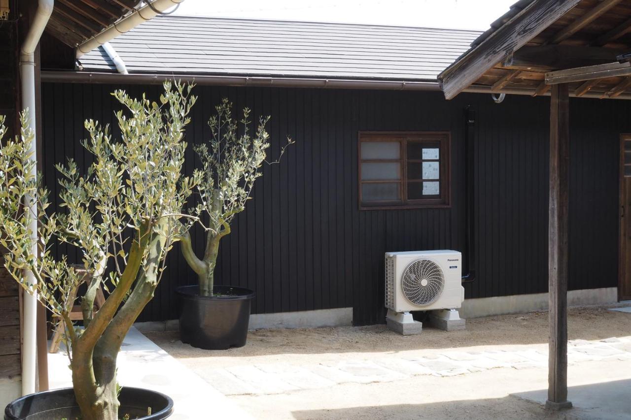 岡邸 Apartment Tonosho  Luaran gambar