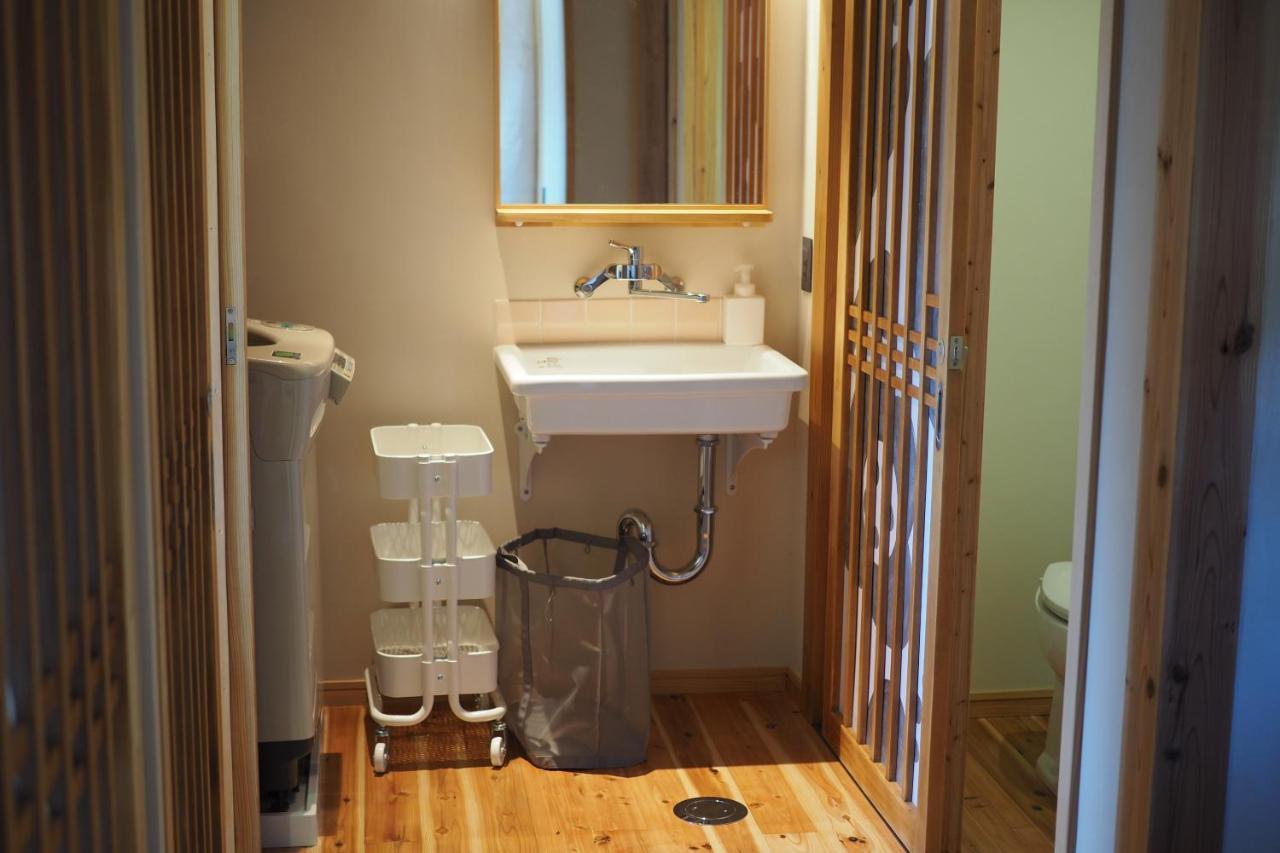 岡邸 Apartment Tonosho  Luaran gambar
